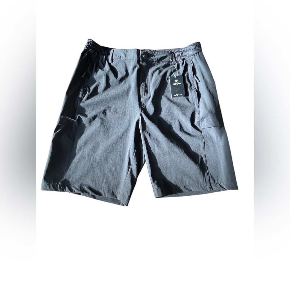 NWT- Mens FitsT4 Black Shorts in Size XL.